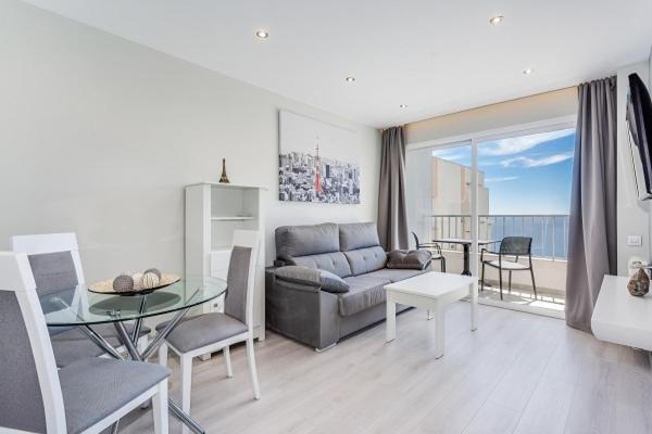 1st Line In Center Of Marbella. Apartemen *